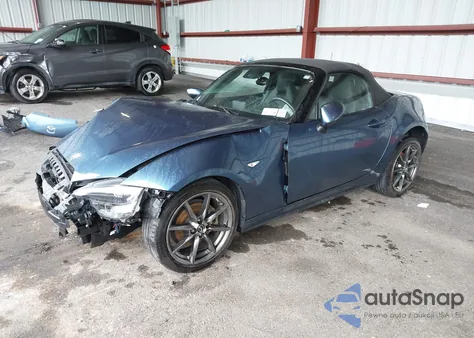 2020 Mazda Mx-5 Miata Grand Touring z USA, uszkodzony, nr VIN JM1NDAD74L0415690